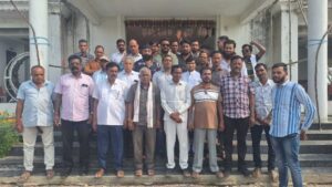 पिथौरा ब्लॉक कांग्रेस कमेटी का चुनाव समीक्षा बैठक सम्पन्न। बैठक मे पार्टी विरोधी कार्य करने वालों पर की गई पार्टी से निष्कासन की कार्यवाही।